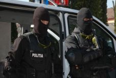 Házkutatások Hargita megyében: adócsalókra csapott le a gazdasági rendőrség