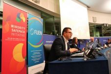 EP-képviselők is hozzájárulnak a Minority SafePack aláírásgyűjtéséhez