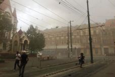 FRISSÍTVE - Hét ember halálát okozta a nyugati országrészen végigsöprő a ítéletidő