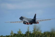 Észak-koreai válság: amerikai és dél-koreai haderők gyakorlatoztak