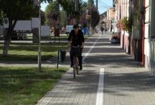 Kerékpárutat építenének Aradtól Pécskáig