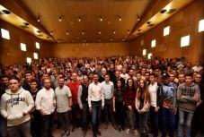 Több mint 500 középiskolás 9 sportágban küzd szombatig Kolozsváron