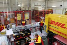 Piszok lassú a DHL futárszolgálat Romániában, de legalább nagyon drága