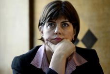 Kivizsgálják a DNA főügyészének állítólagos nyomásgyakorlását