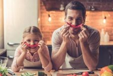 Felmérés: „átvilágították” a Kárpát-medencei magyar fiatalokat