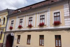 Eldőlt, melyik a legszebb virágos erkély Kolozsváron