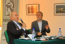 „1944-45-ben az erdélyi magyarok jobban tartottak a románoktól, mint a szovjetektől”