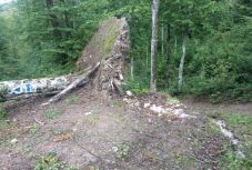 A vihar a népszerű turistautaknak is betett