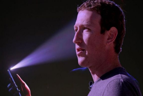 Arcfelismerő funkciót tesztel a Facebook is