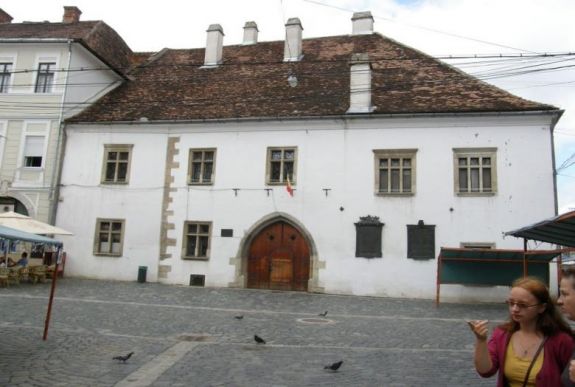 Adómentesek lesznek jövőtől a felújított műemléképületek