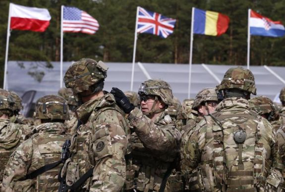 NATO-katonák telefonjait hackelik az oroszok