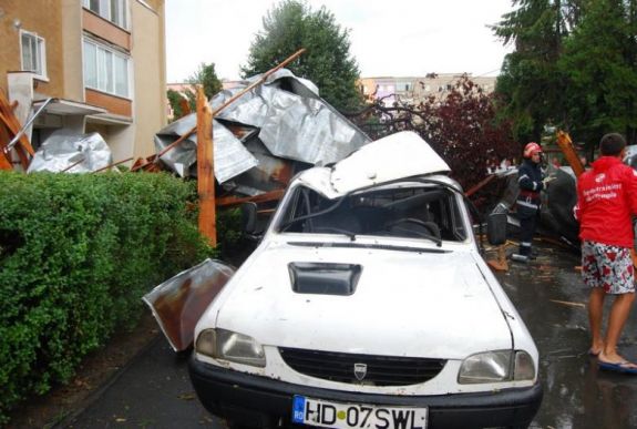 Viharos erejű szél söpör végig Erdélyen