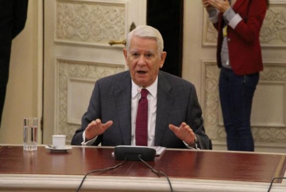 Meleşcanu: törvénytelen egy országot úgy feldarabolni, hogy nem konzultálnak a kormánnyal