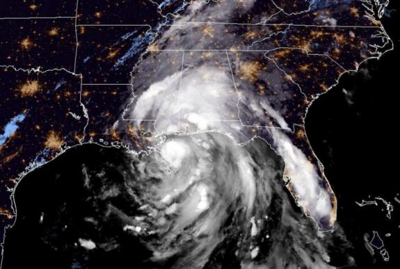 Lecsapott a Nate hurrikán Amerikára