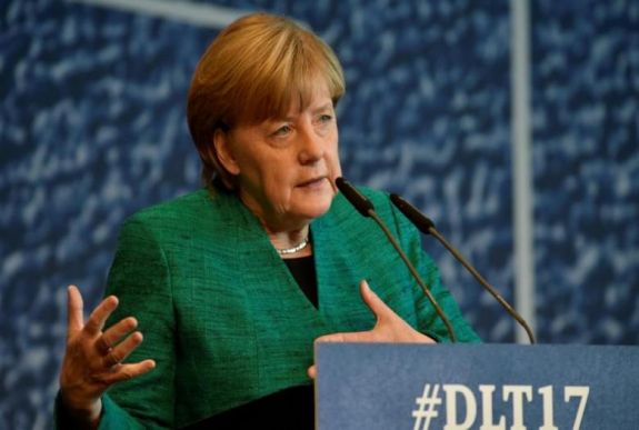 Merkel a liberálisokkal és a Zöldekkel lépne koalícióra