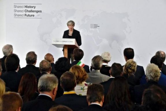 Theresa May: az EU-tagországok térfelén a labda