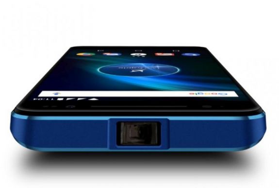 Kivetítővel felszerelt telefont dob piacra egy román gyártó