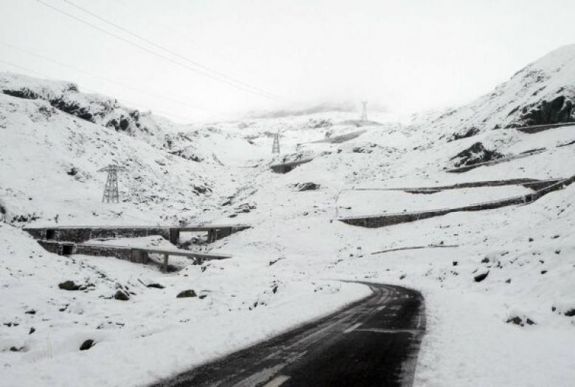 Mérsékelt lavinaveszély van a Fogarasi-havasokban és a Bucsecs-hegységben