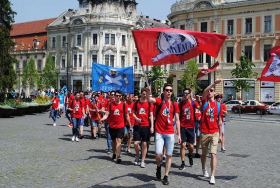 GPS-szel közlekednek a kolozsvári gólyák – elsőéves egyetemistákat kérdeztünk
