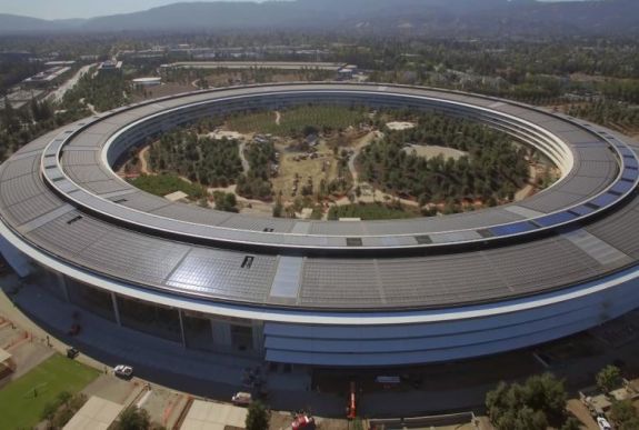 Így néz ki most az Apple új főhadiszállása
