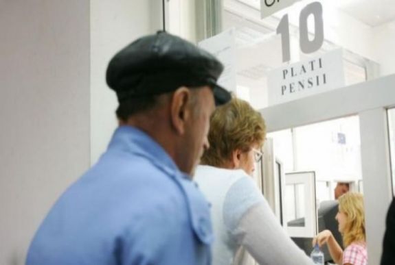 A nyugdíjtörvény egyelőre nem módosul, de a nyugdíjak nőnek – ígérik a kormánypártok