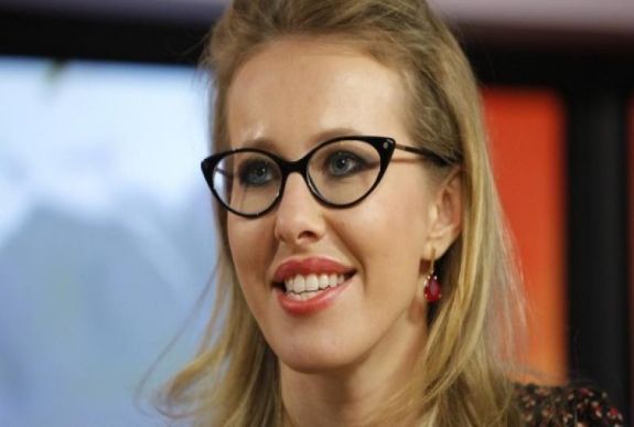 Az „orosz Paris Hilton” Putyin kihívója lesz az orosz elnökválasztáson