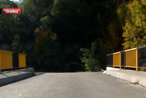 Semmibe vezető hídra költöttek százezreket Bihar megyében