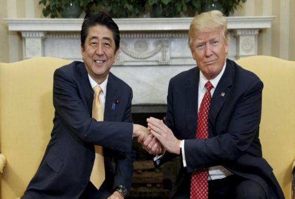 Észak-Koreának üzent az USA és Japán