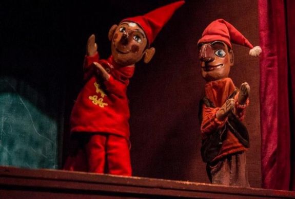 Viselkedésproblémák, mozgás-, és értelmi fejlődés – felnőtteknek szóló sorozatot indít a Puck Bábszínház