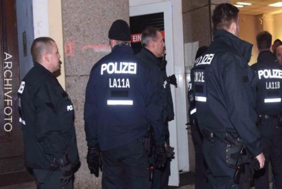 Fegyvereket találtak Berlinben egy feltételezett iszlamista ügyében tartott razzián