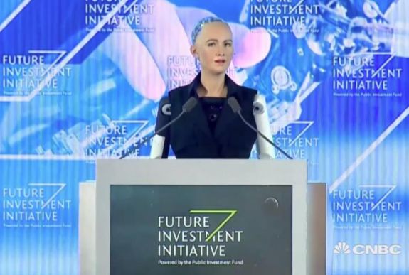 Ilyen még nem volt: állampolgárságot kapott egy robot