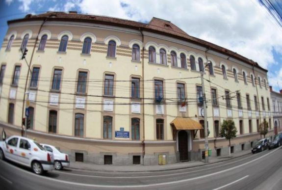 A tanügyminiszter pontosítaná a diákstatutúmot a botrányos kolozsvári gólyabál miatt