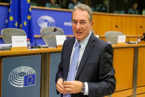 Helló Brüsszel! Helló Strasbourg! – Winkler Gyula EP-képviselő várja gyakornokait