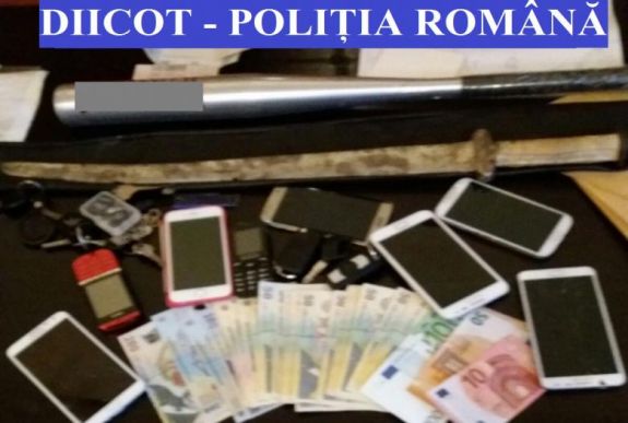 Drogokkal kereskedett és kiskorúakat futtatott egy magyar bűnbanda Maros megyében