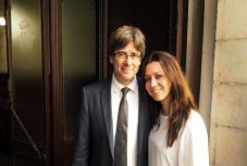 Romániai tévés műsorvezető a katalán „first lady”