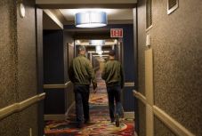 A Las Vegas-i lövöldöző kamerákat helyezett el a szállodában