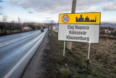 „Meghunyászkodott a PSD” – Elutasította a képviselőház az anyanyelv-használati küszöb csökkentését