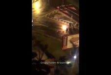 Megkergette a segíteni akaró járókelőket a balesetező sofőr, majd összeesett