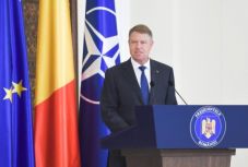 Johannis: Románia továbbra is a NATO megbízható partnere marad