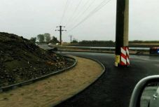 Az olténiai csoda: villanypózna a körforgalomban