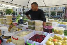 Változatos és ínycsiklandozó volt a helyi termékek vására Marosvásárhelyen