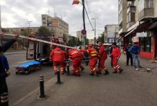 Lezuhant a negyedikről egy tetőszigetelő munkás