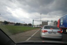 Ismét megkeseredik a román-magyar határon át ingázók élete?