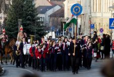 A szenátus napirendjén a március 15-ét hivatalos ünneppé nyilvánító tervezet