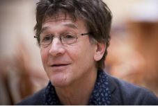 Bob Dylan magyar fordítója lesz a nagyváradi Törzsasztal vendége