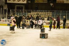 Felszerelést kaptak a Székelyföldi Jégkorong Akadémia legfiatalabb hokisai