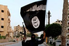 Kiűzetése előtt még tömegmészárlást rendezett az Iszlám Állam