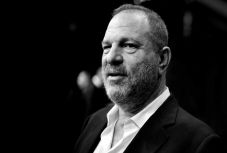 Rengeteg pénzzel hallgattatta el Weinstein a volt asszisztensét