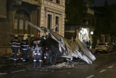 Elárasztott pince, kidőlt fa: 11 megyében okozott károkat az éjszakai vihar