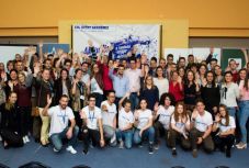 Elfogadta a szenátus a MIÉRT által javasolt, ifjúsági törvényt módosító RMDSZ-kezdeményezést